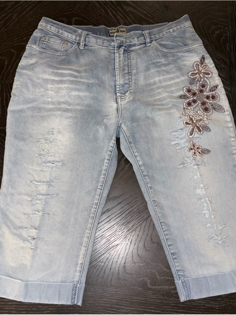 Embellished Light Blue Cropped Women’s Jeans - Floral Bead Detail